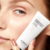KM000000162001Bapplication_900Wx900H