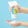 2.7-Soko-Glam-PDP-Image-COSRX-Low-pH-Good-Morning-Gel-Cleanser-Korean-Skincare-Lifestyle-Texture_1_860x