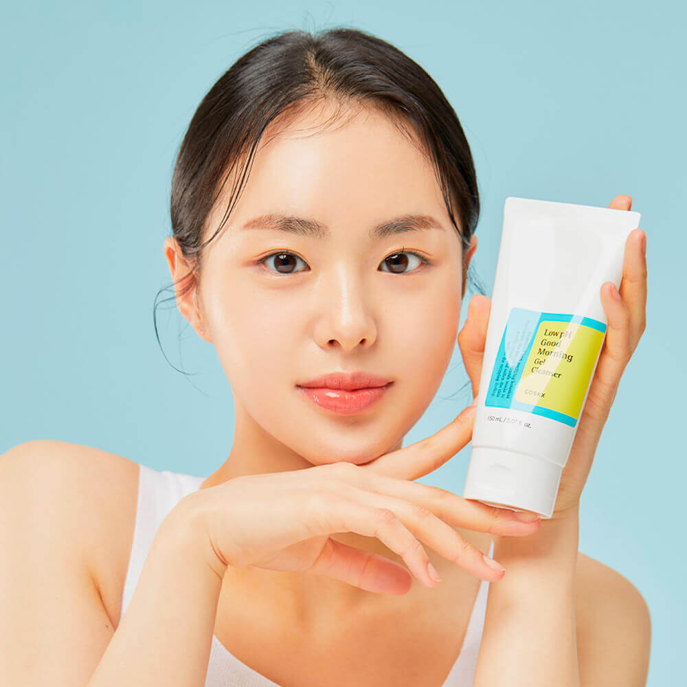 COSRX-Low-pH-Good-Morning-Gel-Cleanser