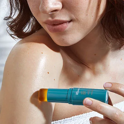 Alternative view of KIKO Sun Protection Invisible Stick SPF50 zīmuļveida saules aizsardzības līdzeklis