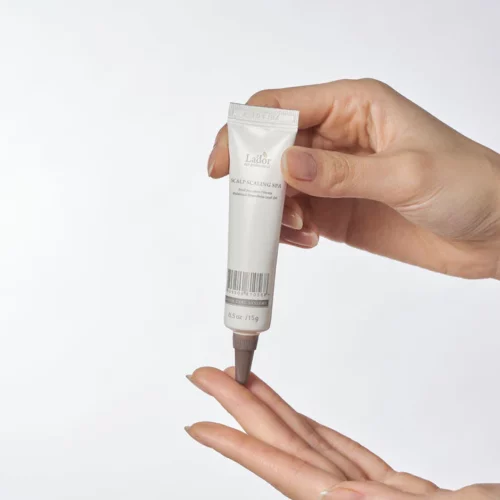 Alternative view of Lador Scalp Scaling Spa scalp peeling