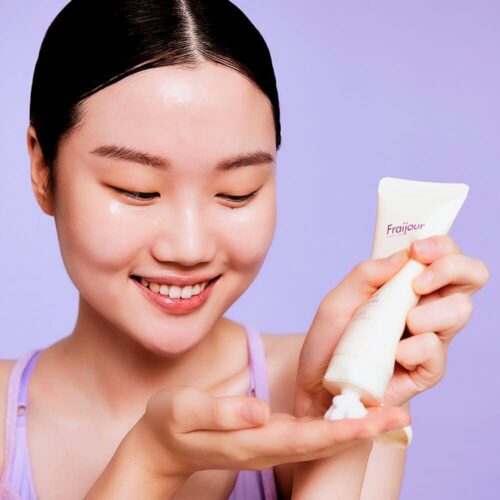 Alternative view of Fraijour Retin-Collagen 3D Core Radiance Mask night face mask with lifting effect