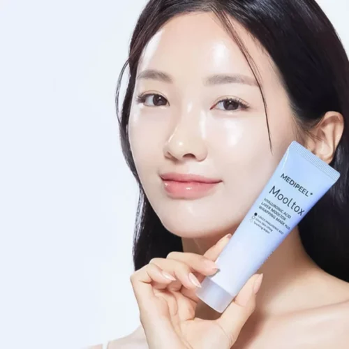Alternative view of MEDI-PEEL Mooltox Hyaluron Layer Wrapping Mask