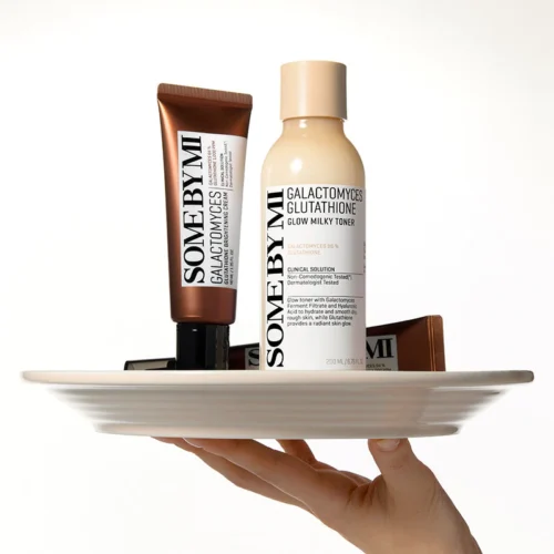 Alternative view of SOME BY MI Galactomyces Glutathione Glow Milky Toner izgaismojošs toniks sejas mirdzumam